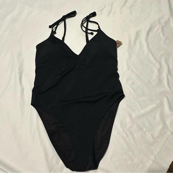 Pink Victoria’s Secret One Piece Swimsuit - Picture 1 of 4